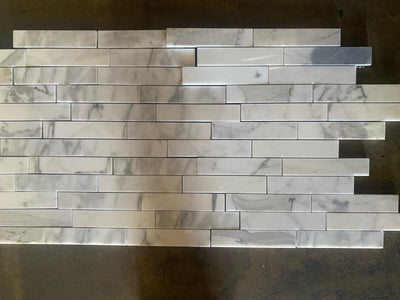 SALE: Calacatta Gold 1x6 Staggered Mosaic Tile - TILE & MOSAIC DEPOT